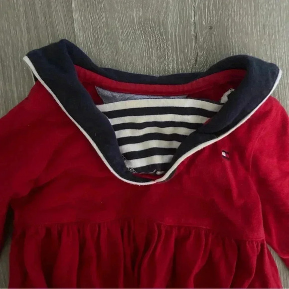 Girl’s Tommy Hilfigier Long Sleeved Red Dress Size 6-12 Months - Picture 2 of 3